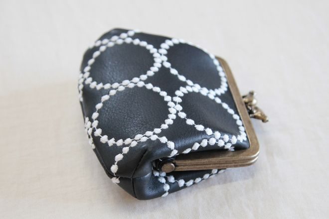 ミナペルホネン cuddle purse-tambourine- お財布紹介 | TIMESMARKET 